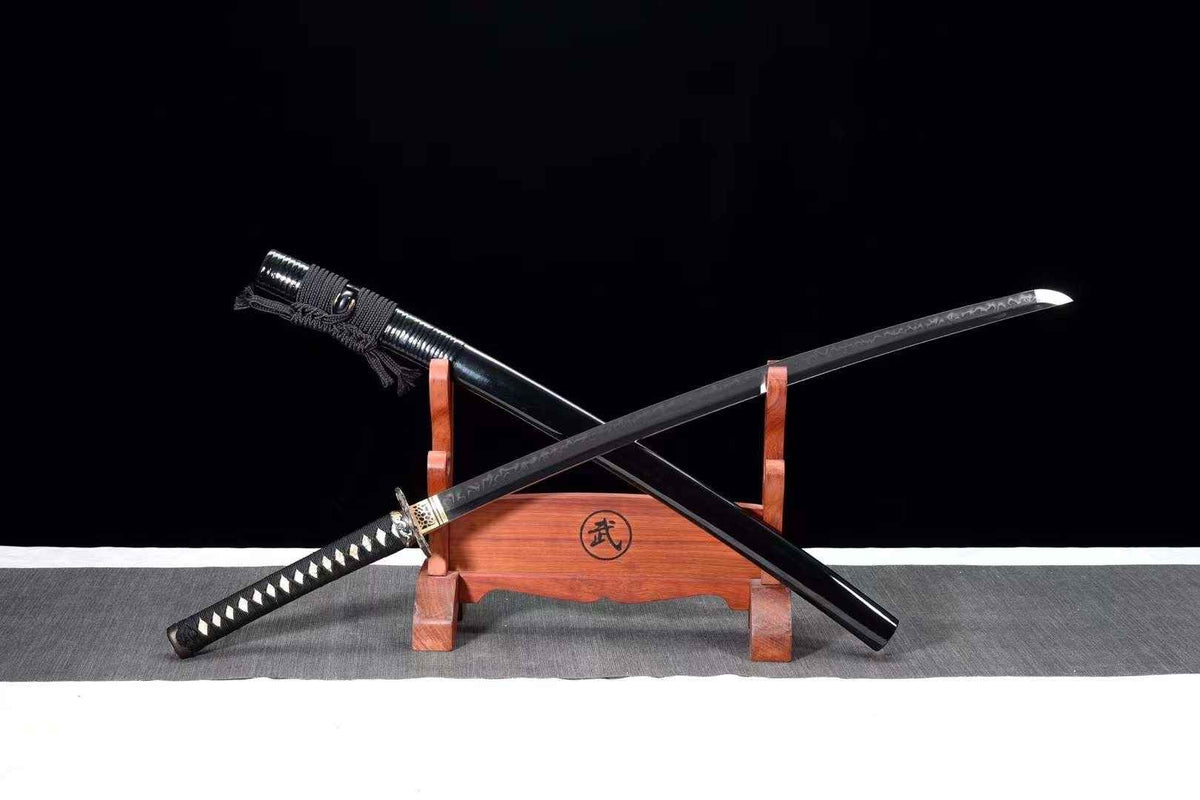 Tsuyo 強 Katana – T10 Carbon Steel, Black Saya, Brass Tsuba – view 2