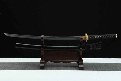 Kuro 黒 Katana – 1095 Steel, Maru Forge, Solid Brass Tsuba – view 2