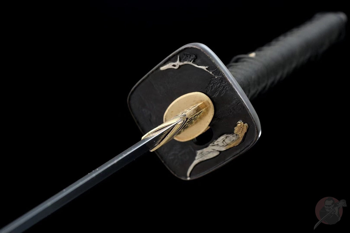 Chinmoku 沈黙 Katana – Damascus Steel, Square Tsuba – view 6