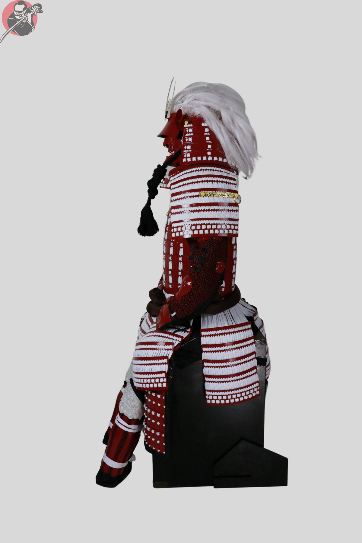 Aka Samurai Armour – Red Metal Kabuto, Menpo and Do – view 4