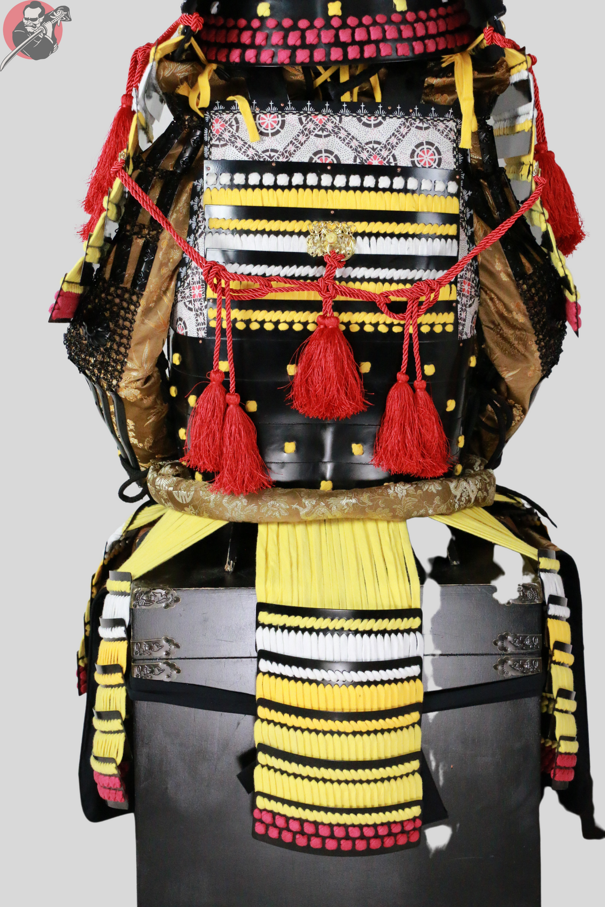 Kogane no Ō Samurai Armour – Black Yoroi with Display Stand – view 6