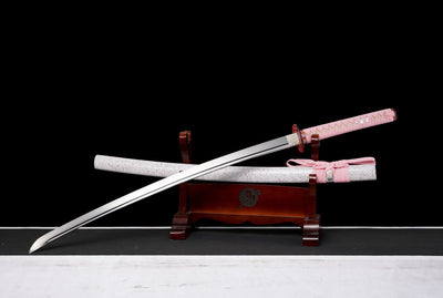 Katana Hanami 花見 – T10 Steel, Snow-white Sakura Saya – view 3