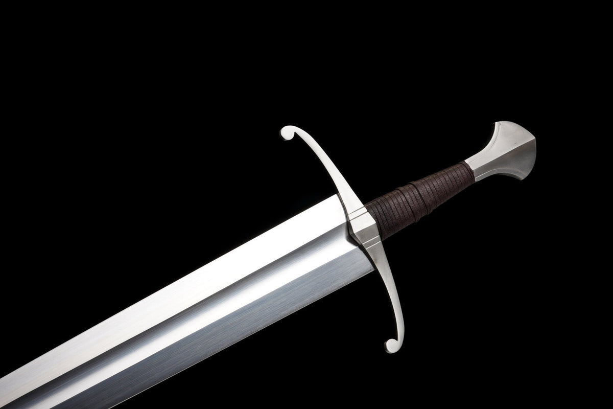 Oak Heart Long Sword – Broad 60Si2CrA Spring Steel Blade – view 8