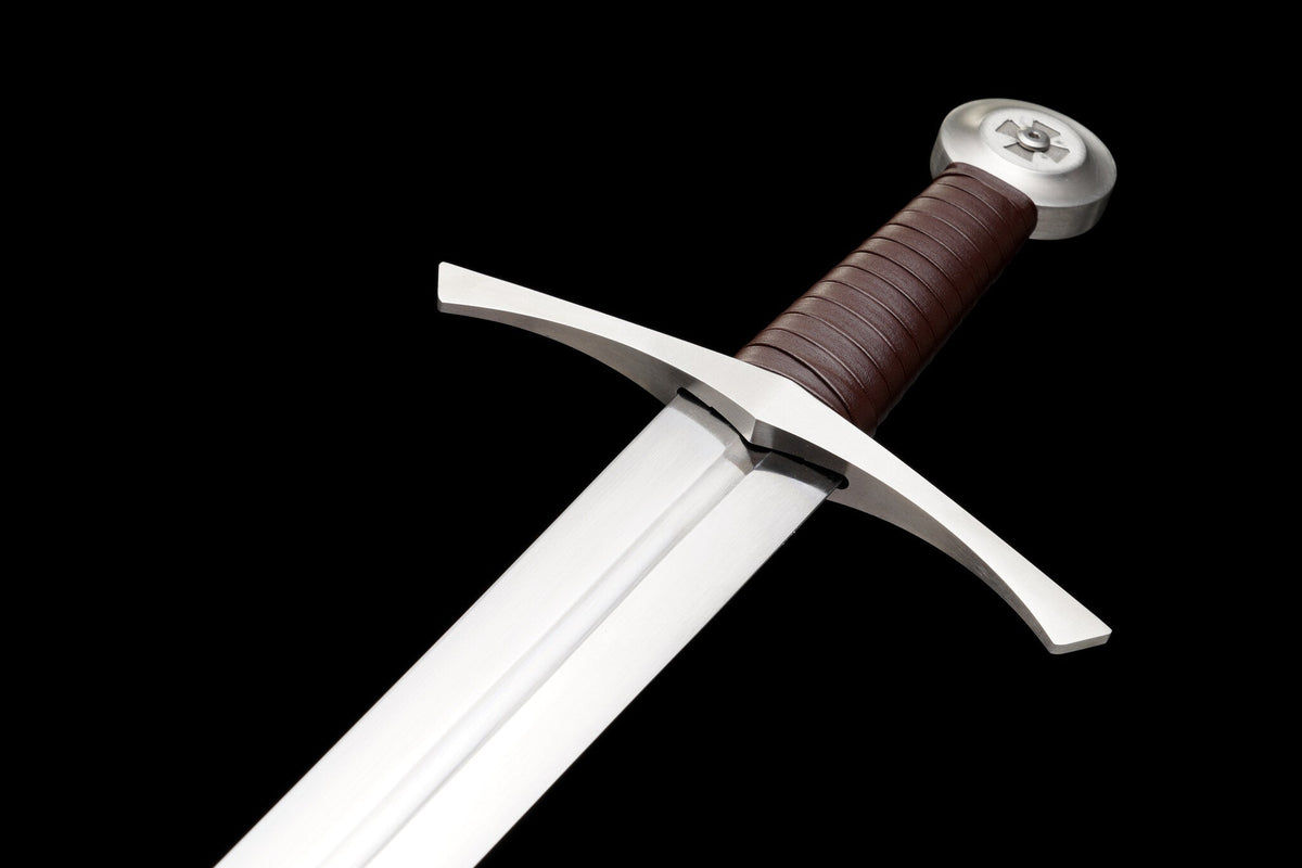 Iron Crown Longsword – Knightly Arming Sword – view 14