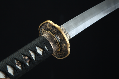 Rōtasu ロータス Katana – Damascus Steel, Orange Saya – view 7