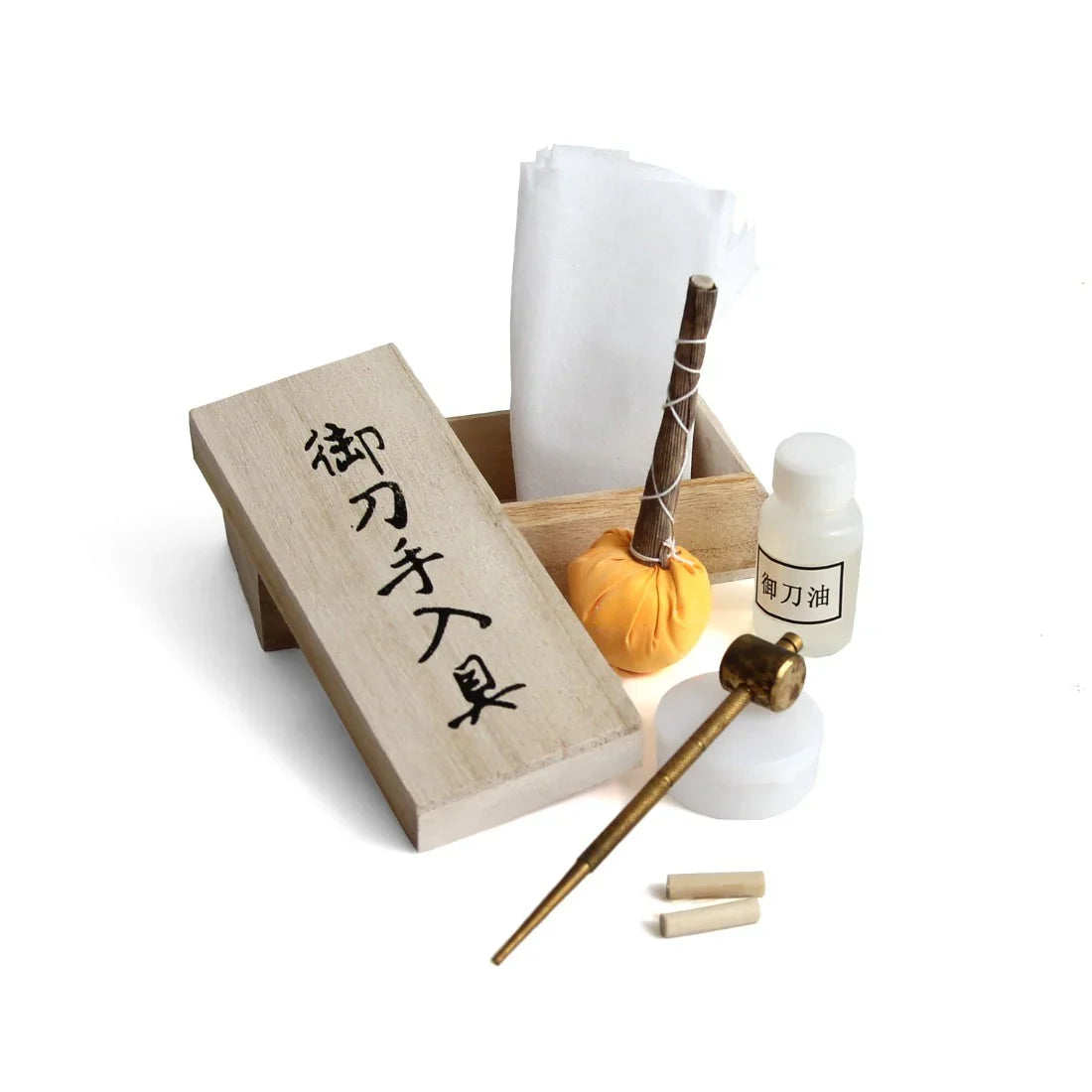 Katana Maintenance Kit – Uchiko, Cloth & Spare Mekugi – view 1