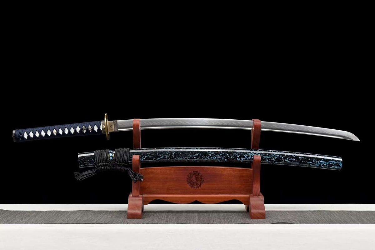 Origami 折り紙 Katana, T10 Steel with Hamon – view 1