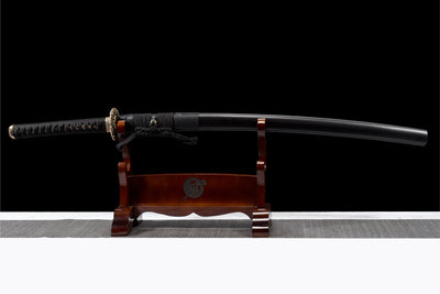 Shishi 獅子 Katana — T10 Steel, Mirror Polish, Black Saya – view 2