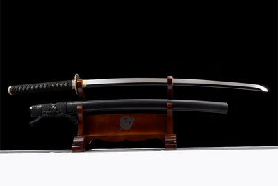 Shishi 獅子 Katana — T10 Steel, Mirror Polish, Black Saya – view 1