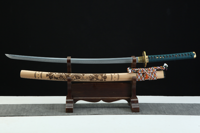 Katana Watatsumi 海神 – T10 Steel, Dragon Lacquered Saya – view 1