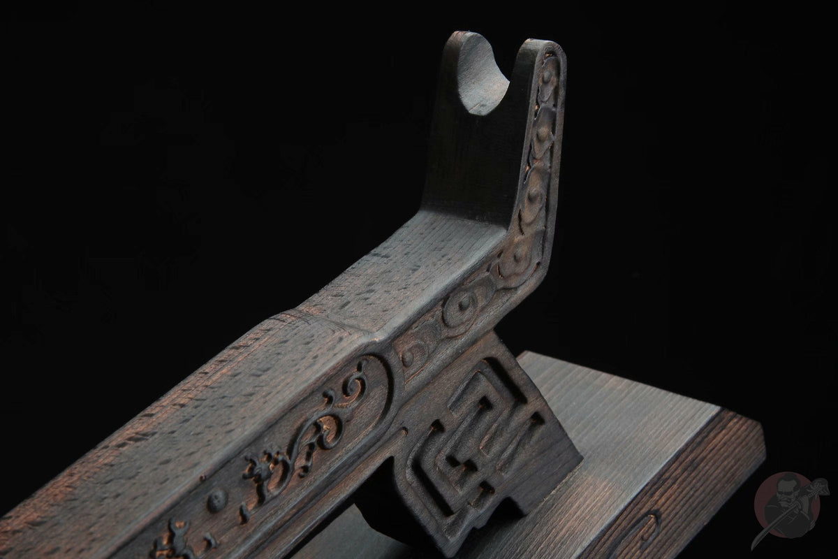 Douu 堂宇 Katana Stand – Carved Beech Wood – view 10