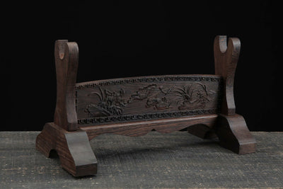 Keshiki 景色 Katana Stand – Carved Rosewood – view 1