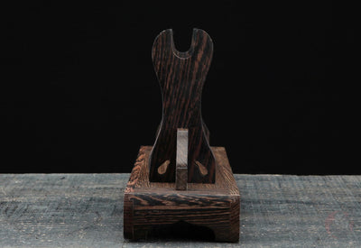 Mokuzai 木材 Katana Stand – Carved Hardwood Display – view 2