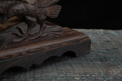 Washi 鷲 Katana Stand – Carved Rosewood – view 8
