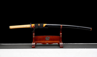 Mikazuki 三日月 Katana – Damascus Steel, Crescent Moon Tsuba – view 2