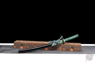 Kiku Wakizashi 菊 – Damascus Steel with Hamon, Chrysanthemum Tsuba – view 10